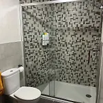 Apartamento En 1ª Linea De Playa Silgar Con Ubicacion Perfecta Y Parking Privado דירה *