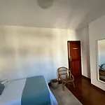 Apartamento En 1ª Linea De Playa Silgar Con Ubicacion Perfecta Y Parking Privado דירה *