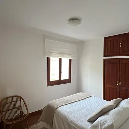 En 1ª Linea De Playa Silgar Con Vistas Al Mar Y Parking Privado