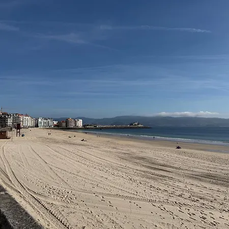 En 1ª Linea De Playa Silgar Con Vistas Al Mar Y Parking Privado Lägenhet